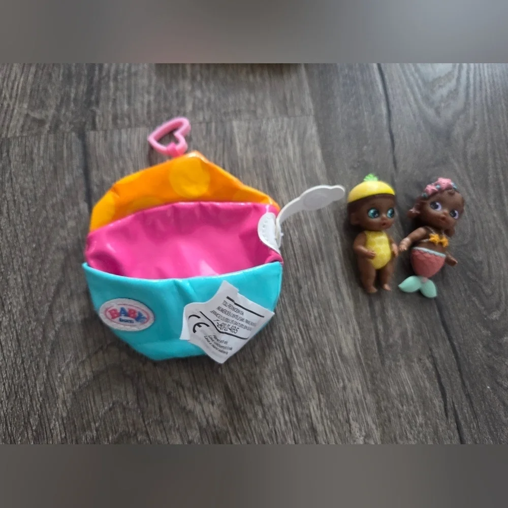 Baby Born Surprise mini babies playset bundle